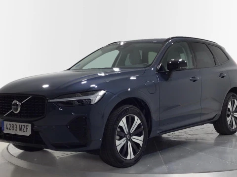 Volvo XC60 XC60 Plus, T6 AWD Híbrido enchufable, Eléctrico/Gasolina, Dark