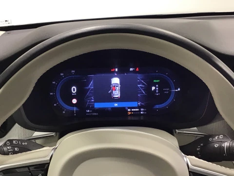 Volvo XC60 XC60 Plus, T6 AWD Híbrido enchufable, Eléctrico/Gasolina, Dark