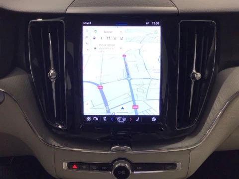 Volvo XC60 XC60 Plus, T6 AWD Híbrido enchufable, Eléctrico/Gasolina, Dark