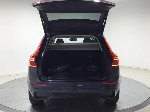 Volvo XC60 XC60 Plus, T6 AWD Híbrido enchufable, Eléctrico/Gasolina, Dark