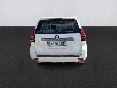 Toyota Land Cruiser 2.8 D-4D GX