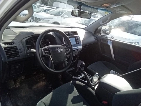 Toyota Land Cruiser 2.8 D-4D GX