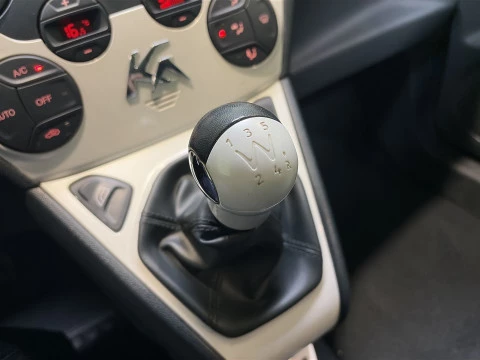 Ford KA 1.20 Titanium+ 51 kW (69 CV)