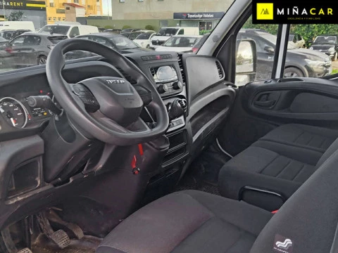 Iveco Daily Chasis 35C 16H HD 4100 115 kW (156 CV)