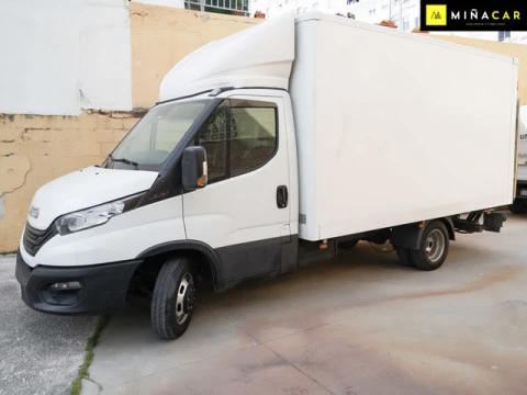 Iveco Daily Chasis 35C 16H HD 4100 115 kW (156 CV)