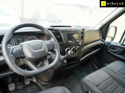 Iveco Daily Chasis 35C 16H HD 4100 115 kW (156 CV)