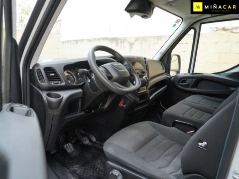 Iveco Daily Chasis 35C 16H HD 4100 115 kW (156 CV)