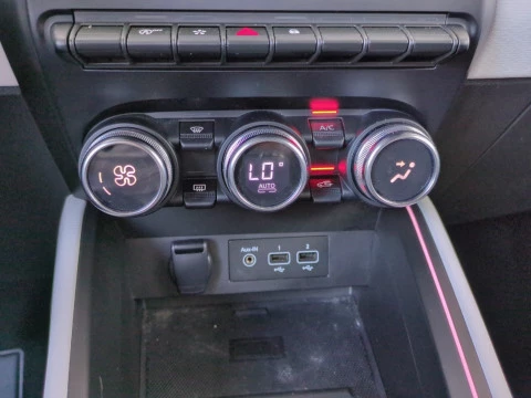 Renault Clio Techno TCe 90 (67kw)