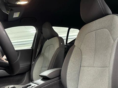 Volvo XC40 XC40 Core, B3 Mild Hybrid, Gasolina