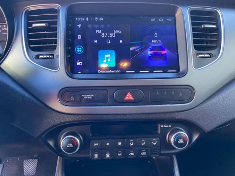 Kia Carens 1.6 GDi 99kW (135CV) Concept