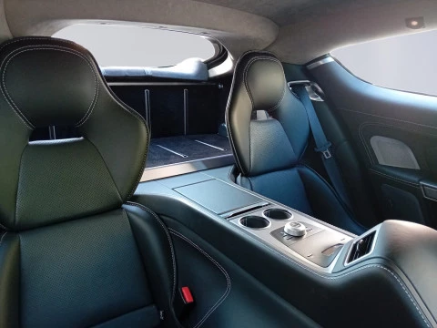 Aston Martin Rapide Touchtronic 2