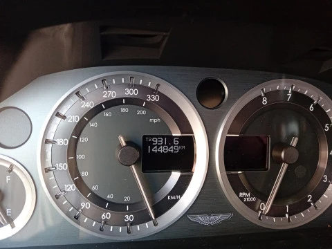 Aston Martin Rapide Touchtronic 2