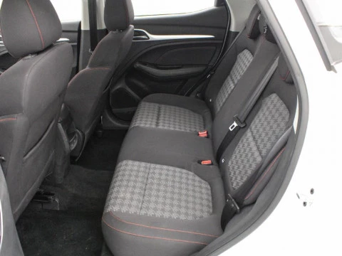 MG ZS 1.5 COMFORT 106 5P