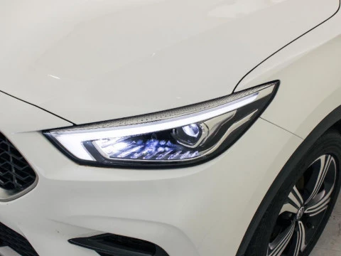 MG ZS 1.5 COMFORT 106 5P