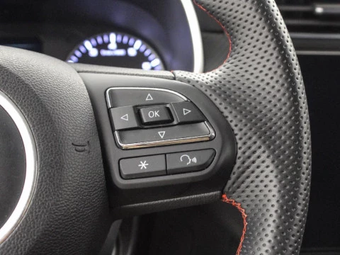 MG ZS 1.5 COMFORT 106 5P