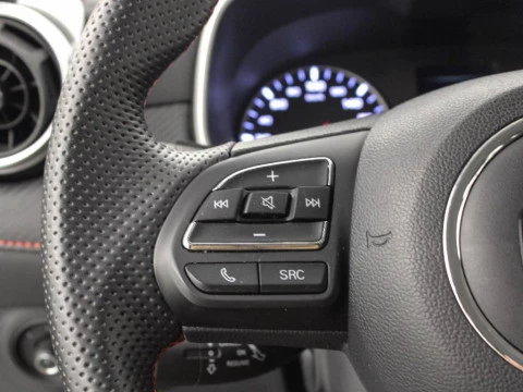MG ZS 1.5 COMFORT 106 5P