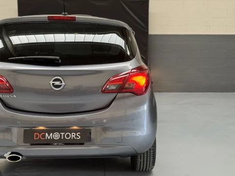 Opel Corsa 1.4 66kW (90CV) Color Edition