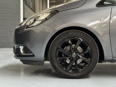 Opel Corsa 1.4 66kW (90CV) Color Edition