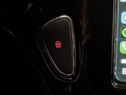 Opel Corsa 1.4 66kW (90CV) Color Edition