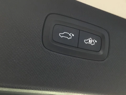 Volvo XC90 Plus, B5 AWD Mild Hybrid, Diésel, Bright, 7 Plazas