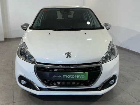 Peugeot 208 1.2 PureTech 82CV Signature