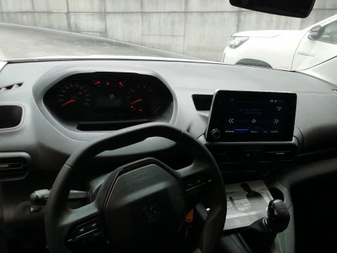 Peugeot Partner Premium Standard 600kg BlueHDi 73kW