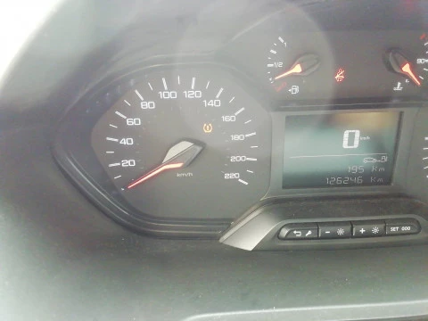 Peugeot Partner Premium Standard 600kg BlueHDi 73kW