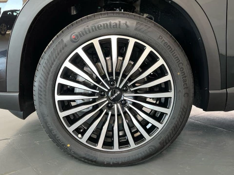 EBRO S800 1.6 TGDI Luxury 7 DCT