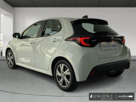 Toyota Yaris TOYOTA ACTIVE PLUS 120H