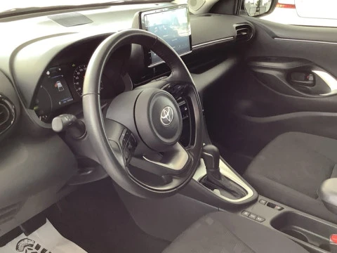 Toyota Yaris TOYOTA ACTIVE PLUS 120H