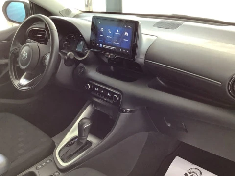 Toyota Yaris TOYOTA ACTIVE PLUS 120H