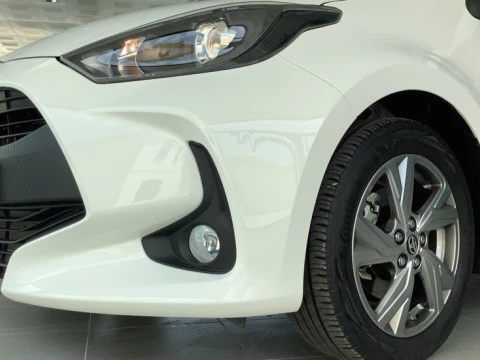 Toyota Yaris TOYOTA ACTIVE PLUS 120H