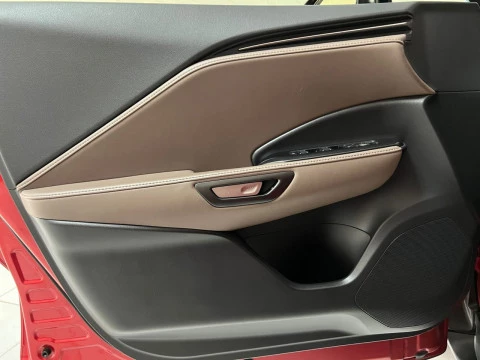 Lexus LBX 1.5 136cv HEV Elegant+