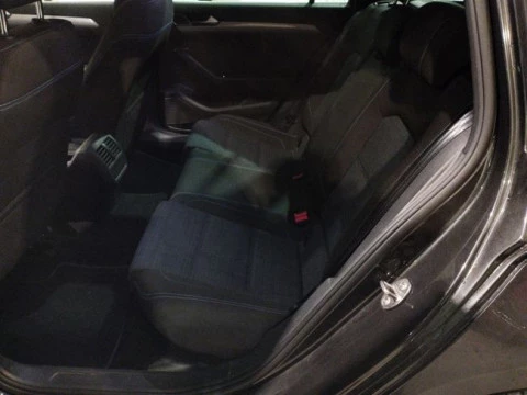 Volkswagen Passat Variant GTE 1.4 TSI e-Power 115kW + 85kW