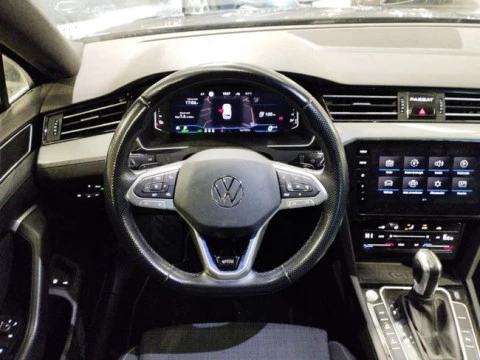 Volkswagen Passat Variant GTE 1.4 TSI e-Power 115kW + 85kW