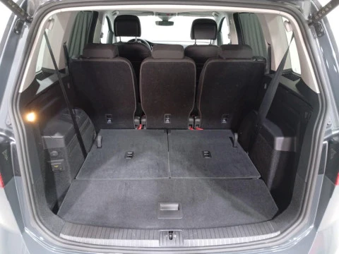 Volkswagen Touran ``Mas`` 2.0 TDI 110 kW (150 CV) DSG