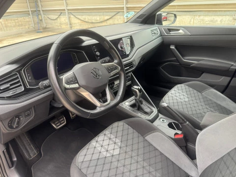 Volkswagen Polo R-LINE 1.0 TSI 110CV DSG 5P