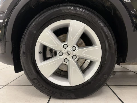 Volvo XC40 T2 Essential 95 kW (129 CV)