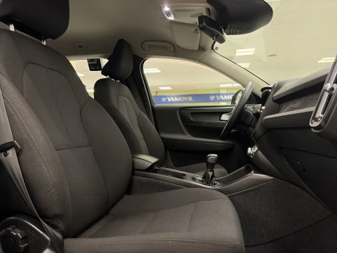 Volvo XC40 T2 Essential 95 kW (129 CV)