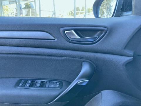 Renault Clio Intens Blue dCi 74kW (100CV)