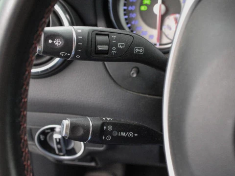 Mercedes-Benz Clase CLA CLA 220 D AMG LINE DCT SH. BR. 177CV 5P