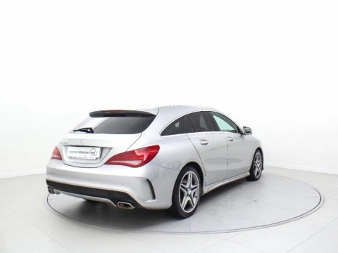Mercedes-Benz Clase CLA CLA 220 D AMG LINE DCT SH. BR. 177CV 5P