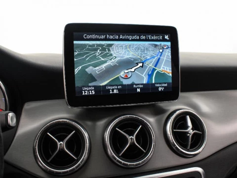 Mercedes-Benz Clase CLA CLA 220 D AMG LINE DCT SH. BR. 177CV 5P