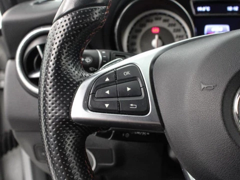 Mercedes-Benz Clase CLA CLA 220 D AMG LINE DCT SH. BR. 177CV 5P