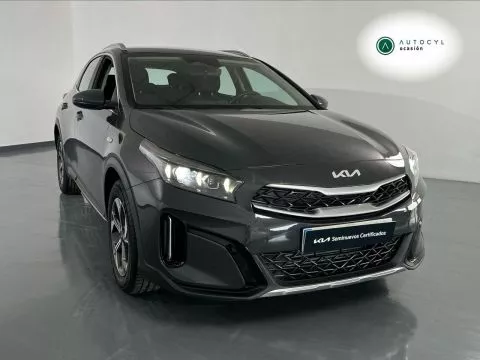 Kia XCeed 1.0 T-GDi Drive 74kW (100CV) Kia XCeed 1.0 T-GDi Drive 74kW (100CV)