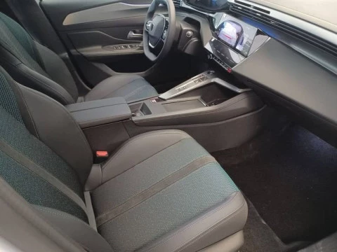 Peugeot e-308 5P First Edition Eléctrico 115kW (156CV)