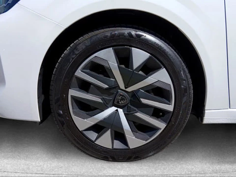 Peugeot 208 PureTech 100 Active 75 kW (100 CV)