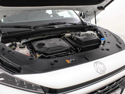 MG HS HEV 1.5 HEV EHS HYBRID+ 224 LUXURY 224 5P