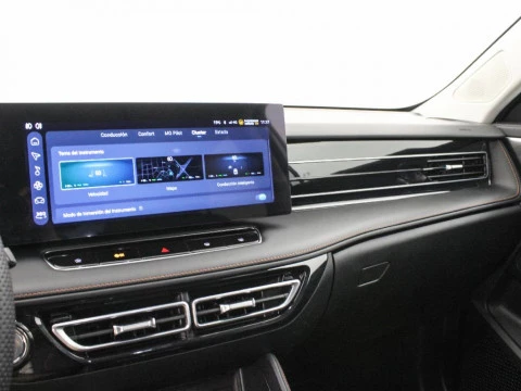 MG HS HEV 1.5 HEV EHS HYBRID+ 224 LUXURY 224 5P
