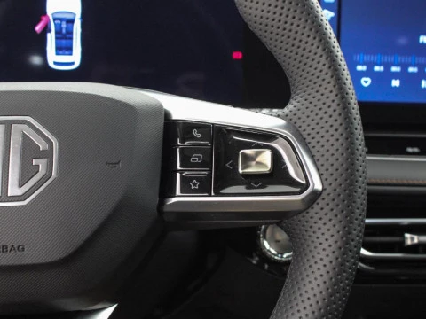 MG HS HEV 1.5 HEV EHS HYBRID+ 224 LUXURY 224 5P